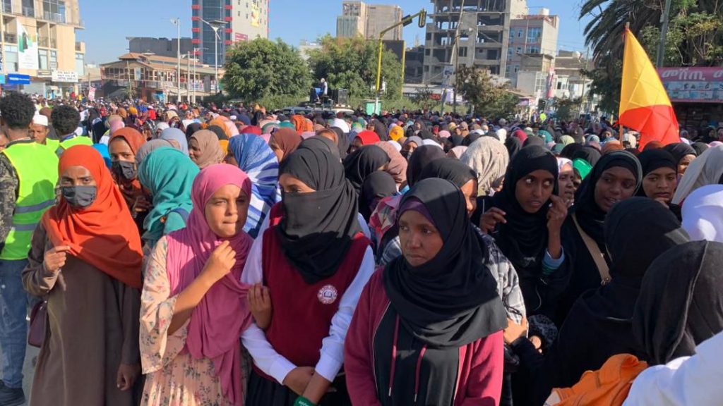 Thousands protest in Mekelle against hijab ban in Axum schools, demand enforcement of court ruling